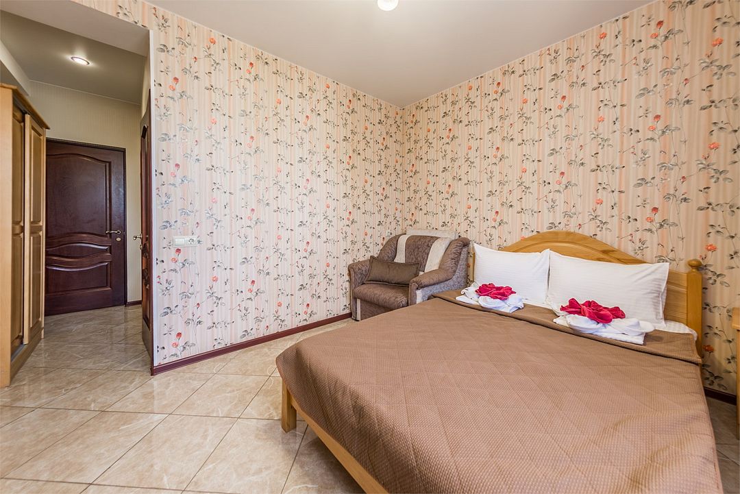 Делюкс 2-местный 1-комнатный (с балконом, вид на море)