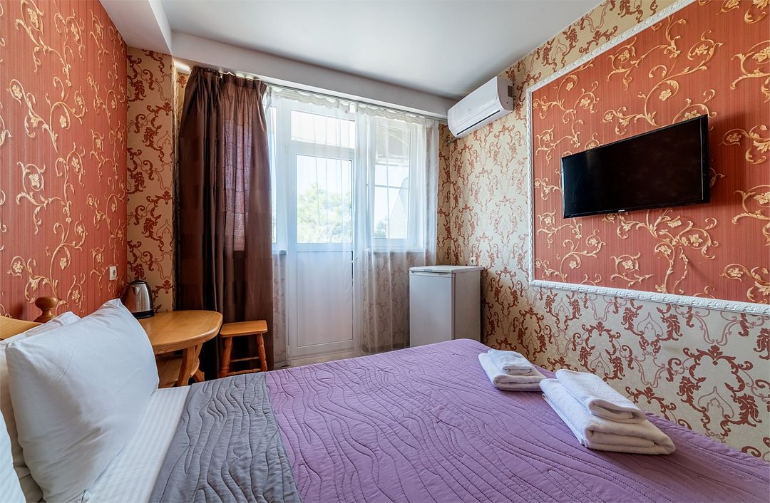 Делюкс 2-местный 1-комнатный (с балконом, вид на море)