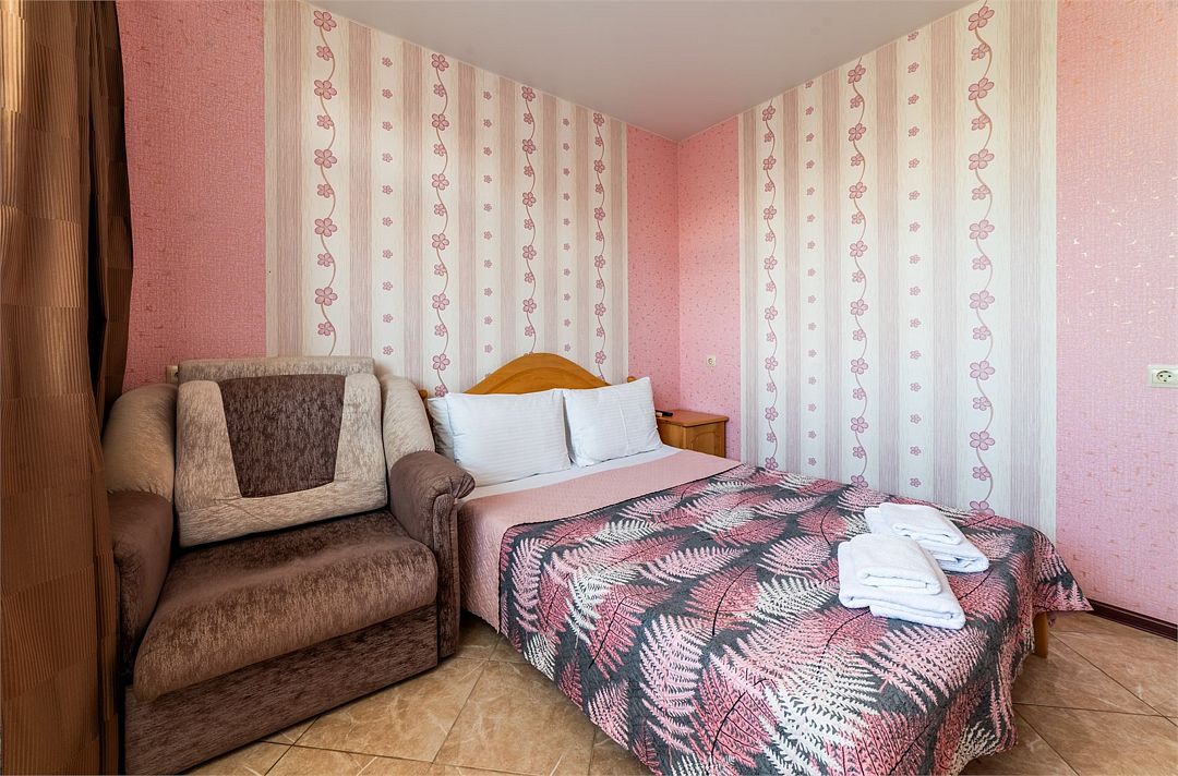 Делюкс 2-местный 1-комнатный (с балконом, вид на море)