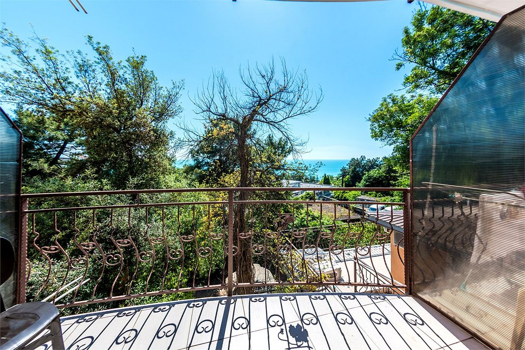 Делюкс 2-местный 1-комнатный (с балконом, вид на море)