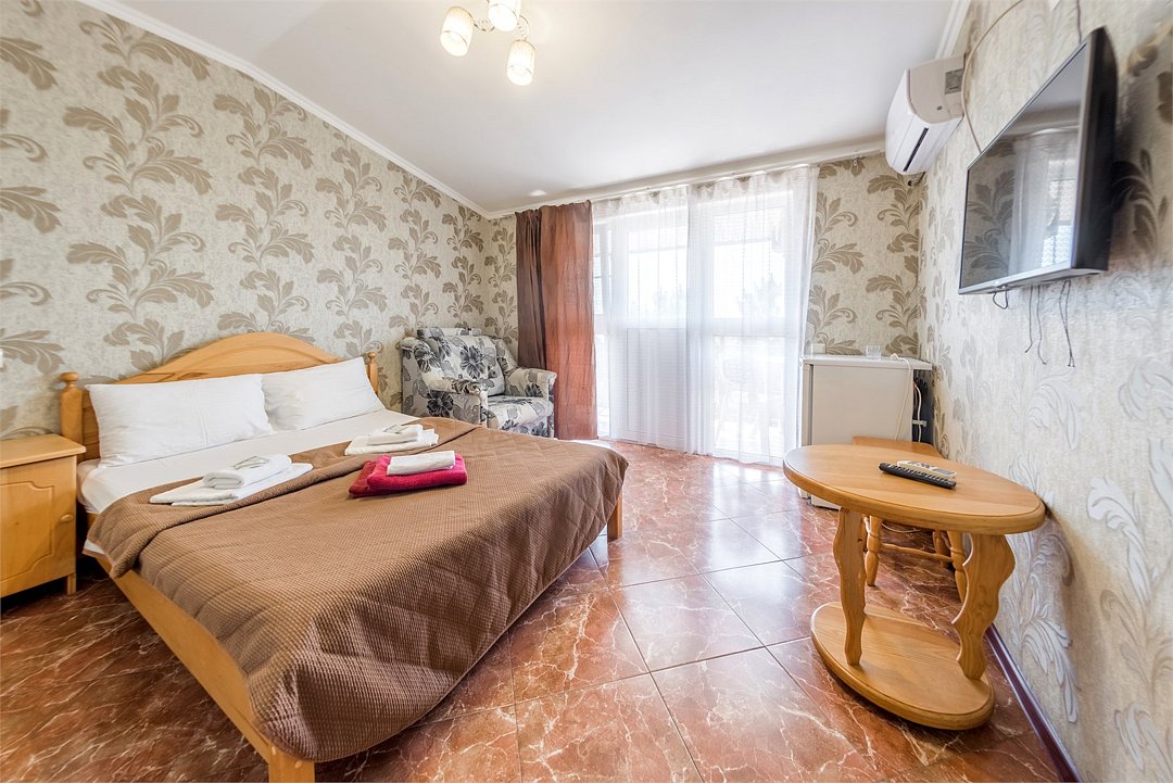 Делюкс 2-местный 1-комнатный (с балконом, вид на море)