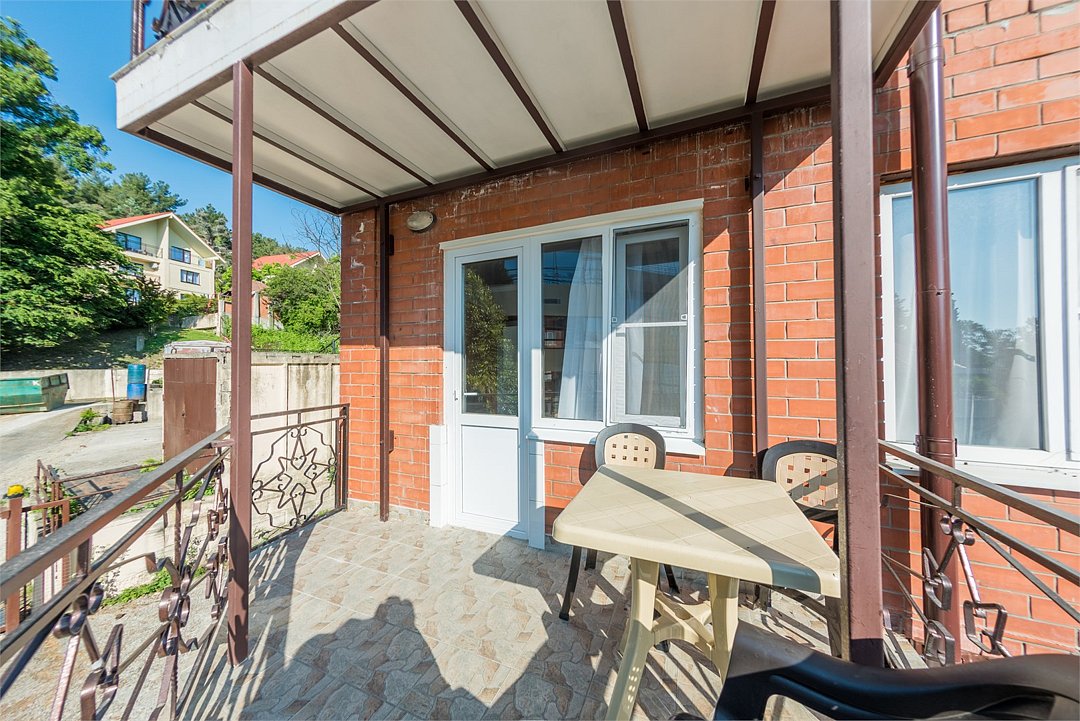 Стандартный 3-местный 1-комнатный (с балконом и видом на море)