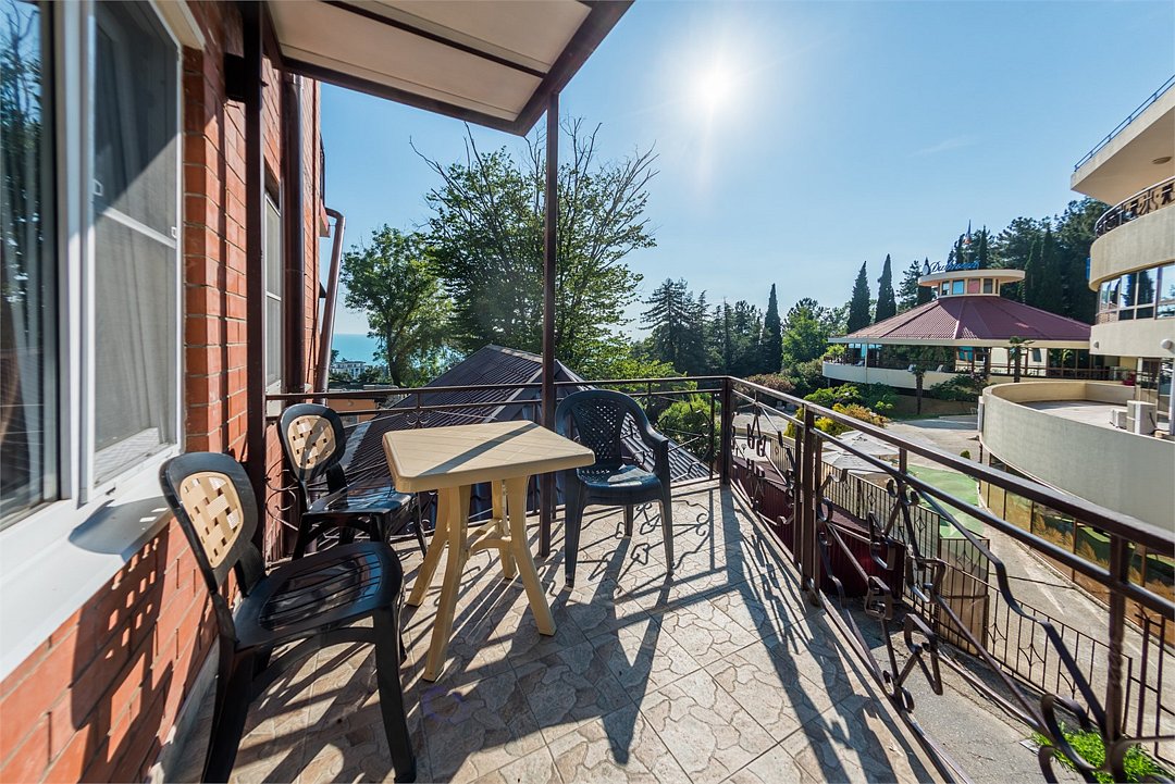 Стандартный 3-местный 1-комнатный (с балконом и видом на море)