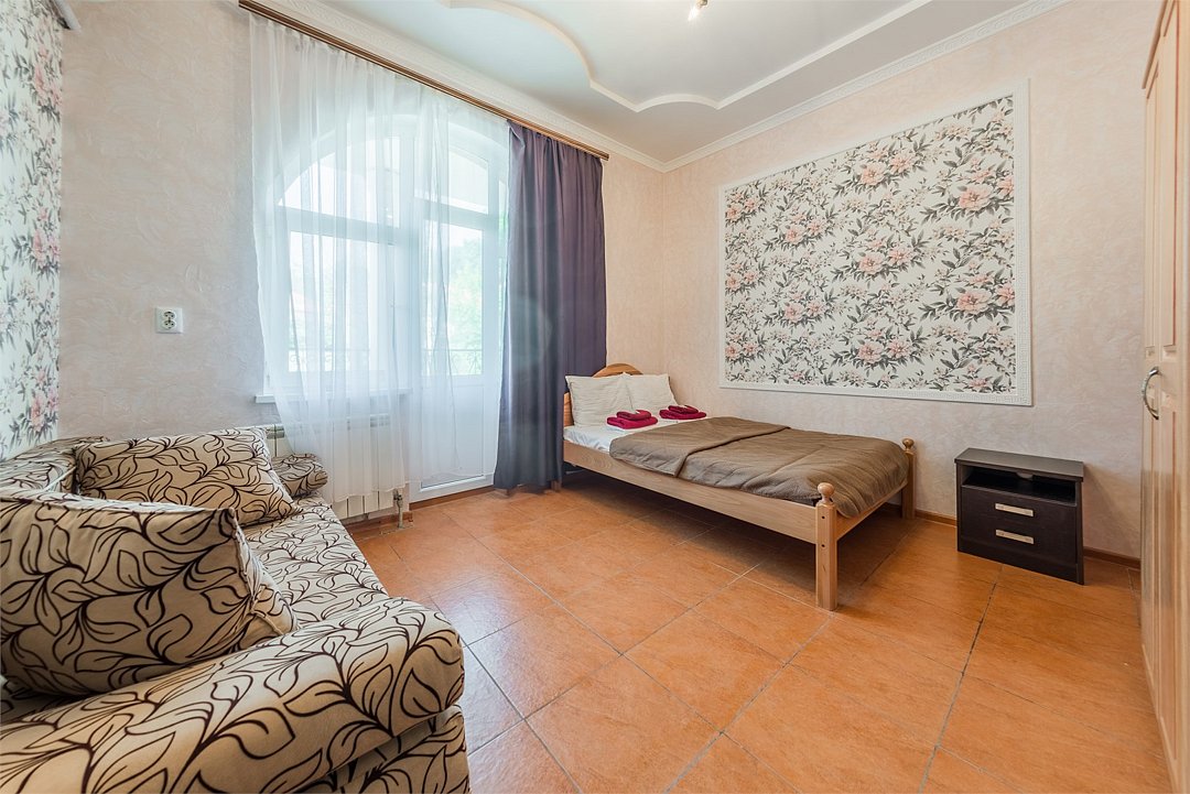 Стандартный 3-местный 1-комнатный (с балконом и видом на море)