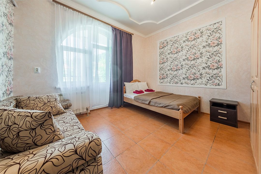 Стандартный 3-местный 1-комнатный (с балконом и видом на море)