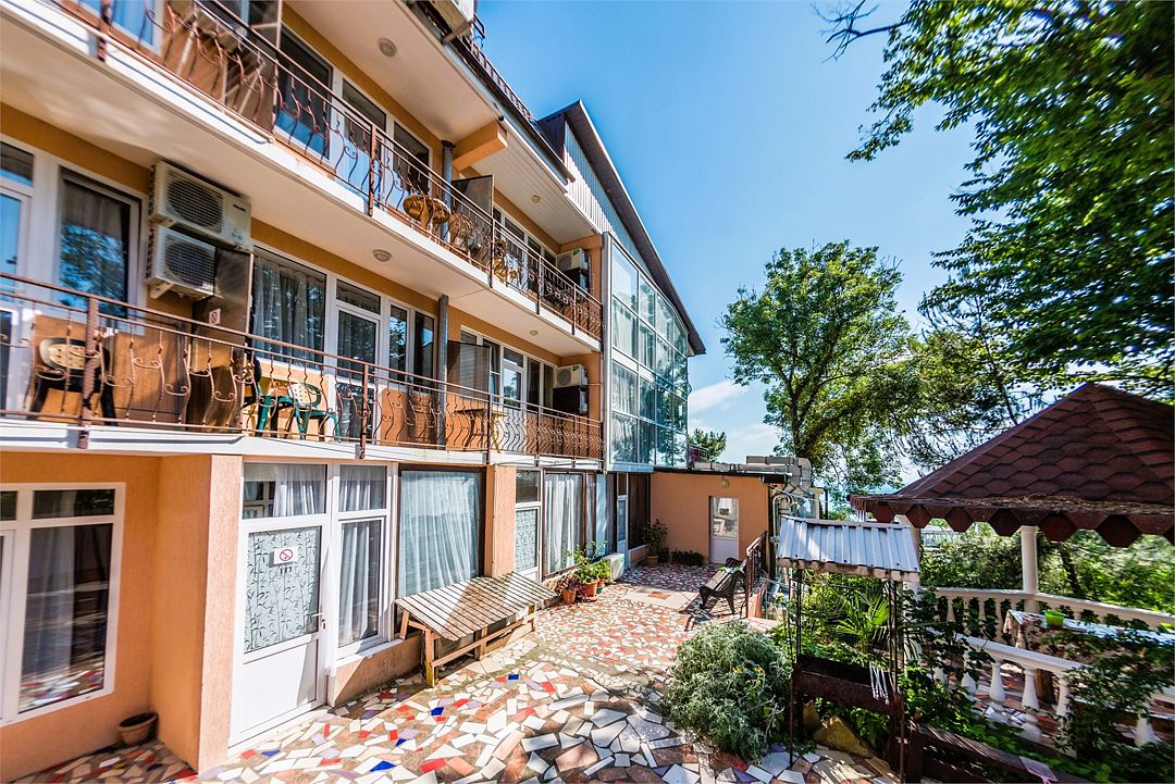 Стандартный 4-местный 1-комнатный (с террасой)