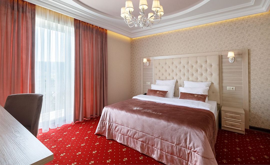 Джуниор сюит 2-местный Dbl (River view)