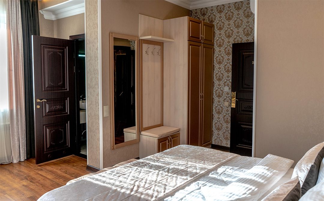 Джуниор сюит 2-местный Dbl (River view)