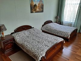 Четырёхместный люкс с 2 комнатами, Отель Альберт, Орёл