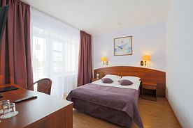 Двухместный номер Стандарт Улучшенный с балконом двуспальная кровать, Парк-отель Тропикана, Солнечногорский район