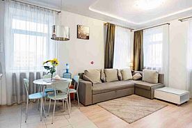 Апартаменты с красивым видом из окна, Гостиница Вятские Улочки Горького, Киров