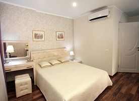 Двухместный номер Комфорт двуспальная кровать, Отель Классик, Киров