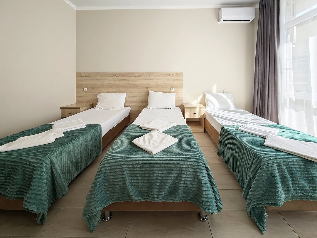 Комфорт 3-местный с балконом