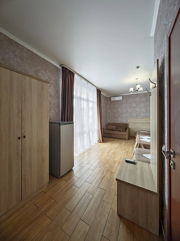 Комфорт 4-местный с балконом