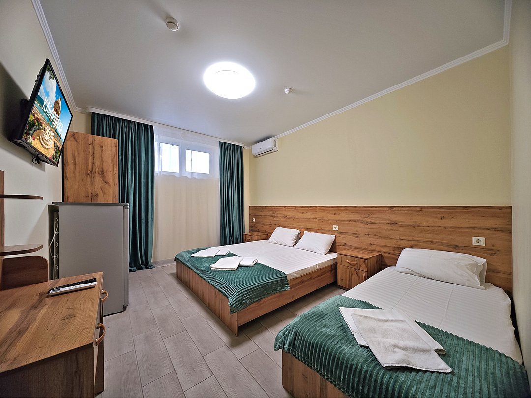 Стандартный 3-местный (цоколь)