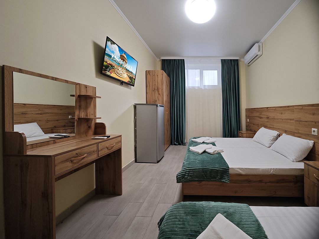 Стандартный 3-местный (цоколь)