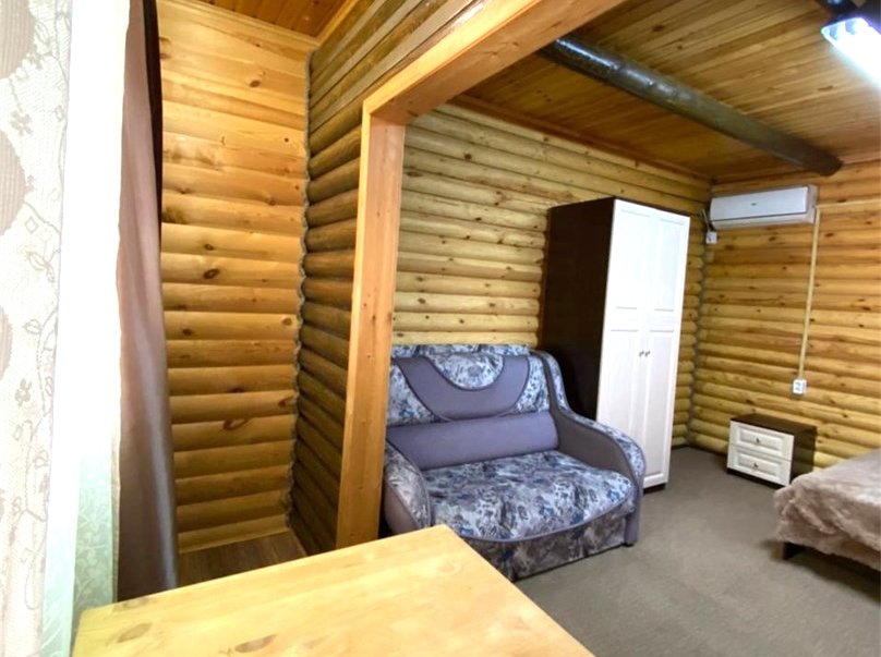 Коттедж 2-местный 2-комнатный VIP №10, 11 (улица Пушкинская)