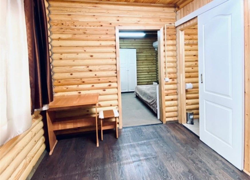 Коттедж 2-местный 2-комнатный VIP №10, 11 (улица Пушкинская)