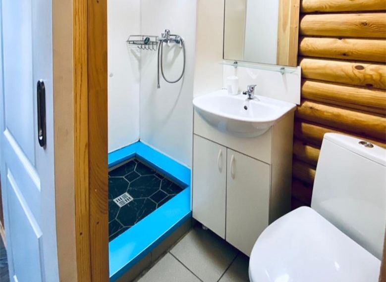 Коттедж 2-местный 2-комнатный VIP №10, 11 (улица Пушкинская)