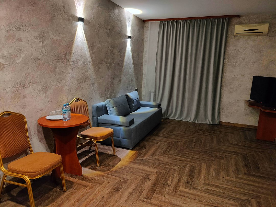 Полулюкс 2-местный (DBL)