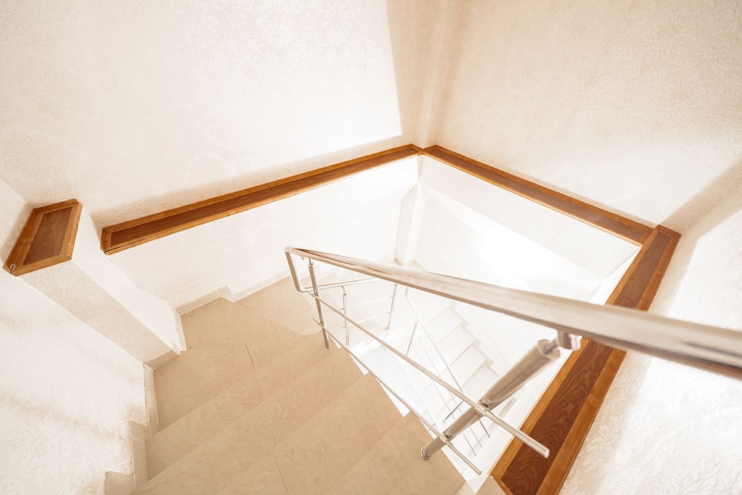 Коттедж 6-местный 4-комнатный (3-этажный)