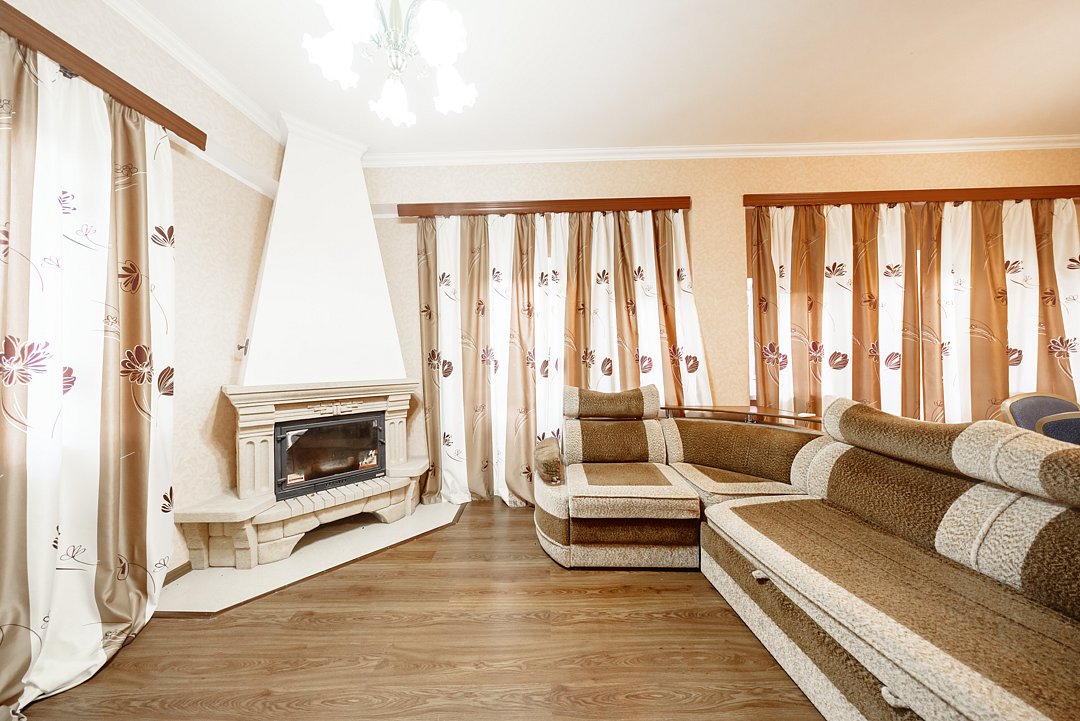 Коттедж 6-местный 4-комнатный (3-этажный)