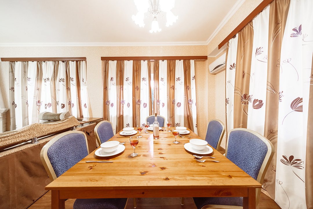 Коттедж 6-местный 4-комнатный (3-этажный)