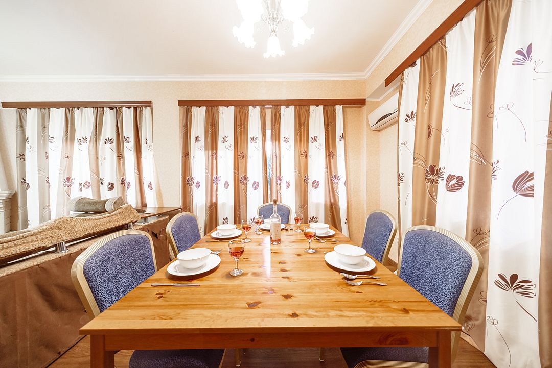 Коттедж 6-местный 4-комнатный (3-этажный)