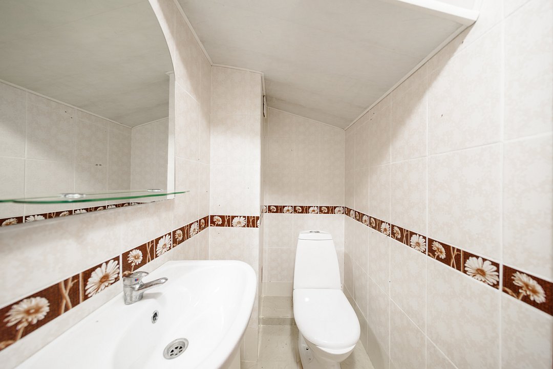 Коттедж 6-местный 4-комнатный (3-этажный)