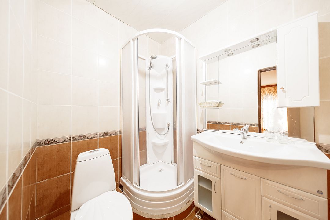 Коттедж 6-местный 4-комнатный (3-этажный)