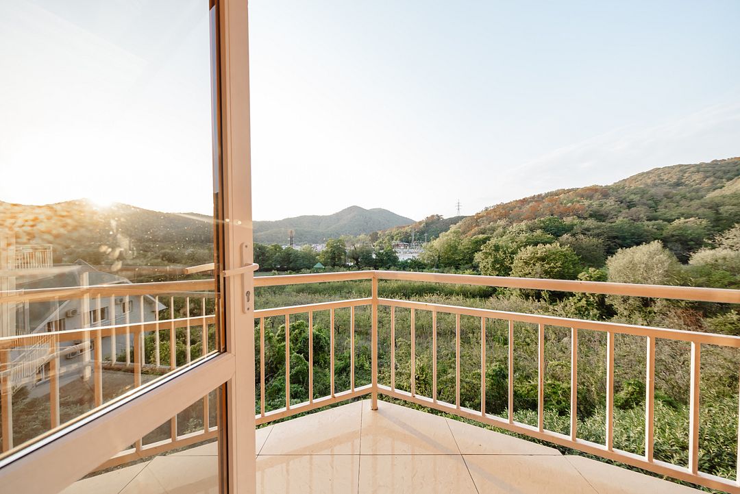 Коттедж 6-местный 4-комнатный (3-этажный)