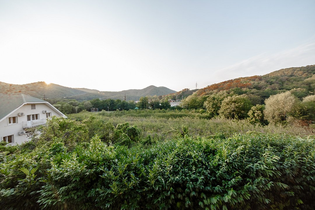 Коттедж 6-местный 4-комнатный (3-этажный)