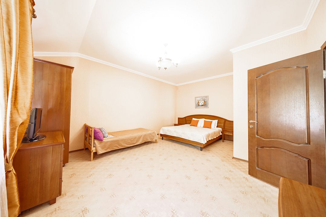 Люкс 3-местный 2-комнатный