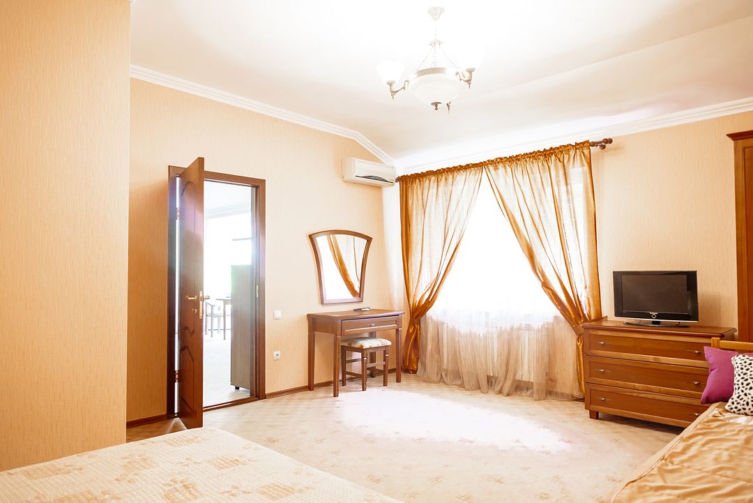 Люкс 3-местный 2-комнатный