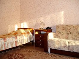 Одноместный номер Стандарт Бюджетный, Апартаменты Салют Школьная 4, Орск