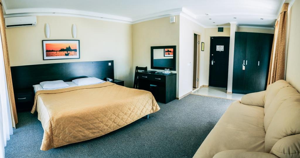 Полулюкс 2-местный 1-комнатный