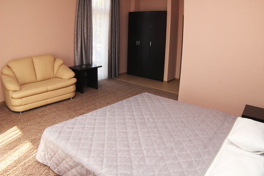 Полулюкс 2-местный 1-комнатный