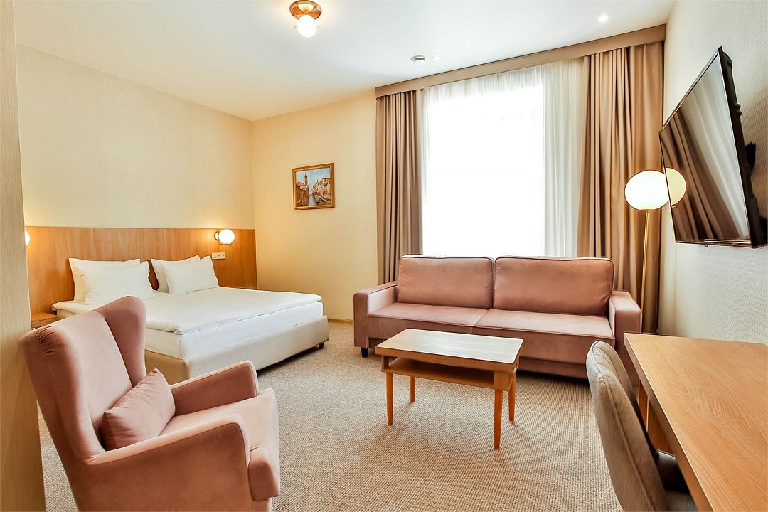 Люкс 4-местный 1-комнатный6