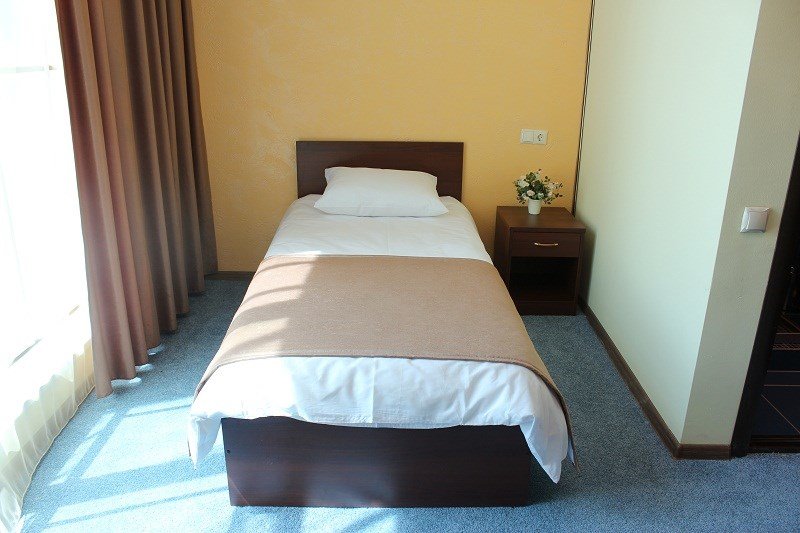 Стандартный 1-местный