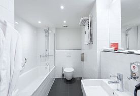 1-мест. (разм. в 2-мест.) SMART полулюкс, Отель Азимут, Воронеж