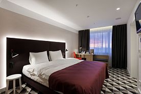 Двухместные SMART апартаменты двуспальная кровать, Отель Азимут, Воронеж