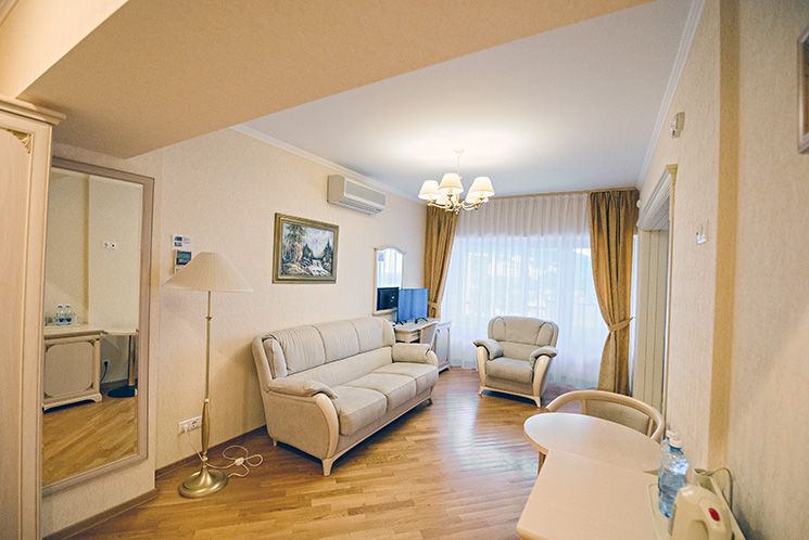 Джуниор Сюит Комфорт 2-местный 2-комнатный