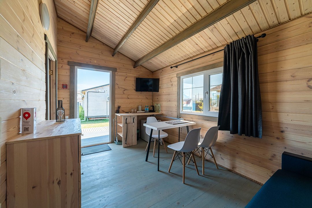 Коттедж Добрый вечер 4-местный 2-комнатный