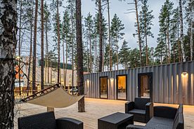 Дом-контейнер, Термальный курорт Баден-Баден термы Еткуль, село Еткуль