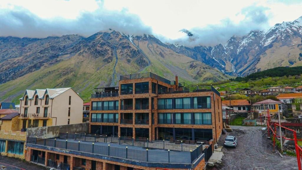 Отель Hotel Memoir Kazbegi, Гудаури, Мцхета-Мтианети
