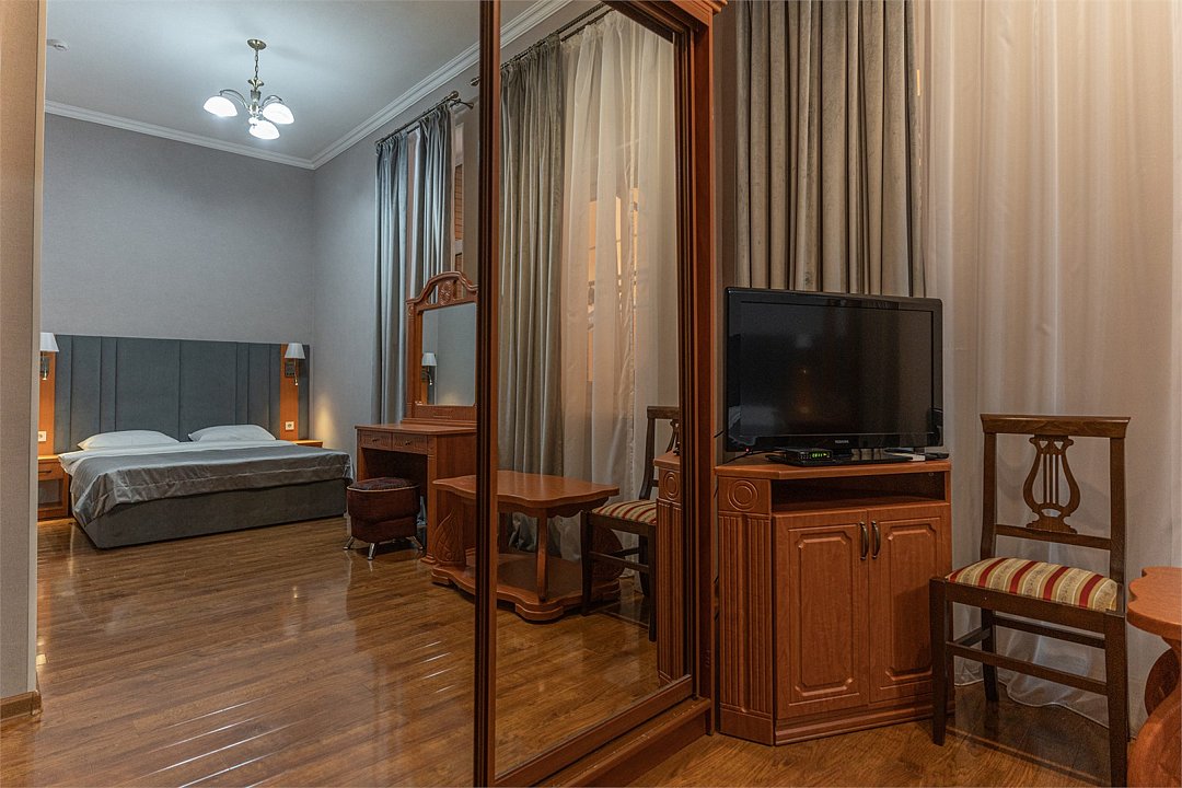 Стандартный 3-местный 1-комнатный (Улучшенный)