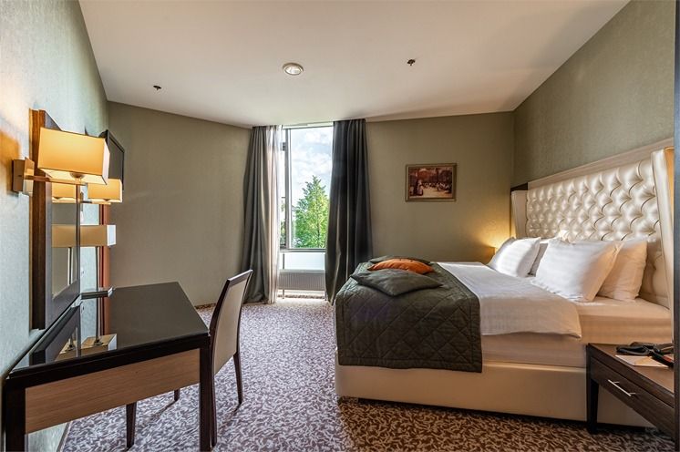 Люкс 4-местный 2-комнатный