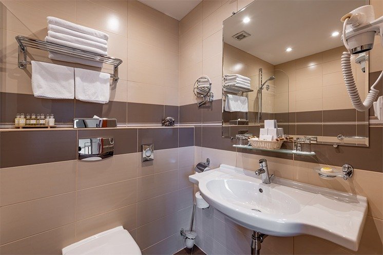 Люкс 4-местный 2-комнатный