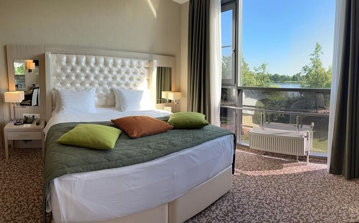 Улучшенный 3-местный 1-комнатный DBL (панорамный)