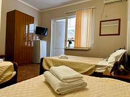 Стандарт 4-местный, Отель Арарат, Адлер